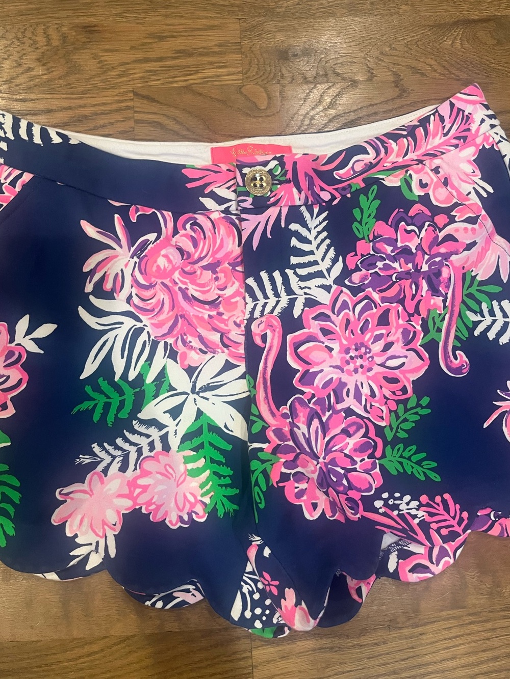Lilly Pulitzer Buttercup Shorts Women 6 Ruffle Your Feathers Navy Pink Green - Picture 2 of 9